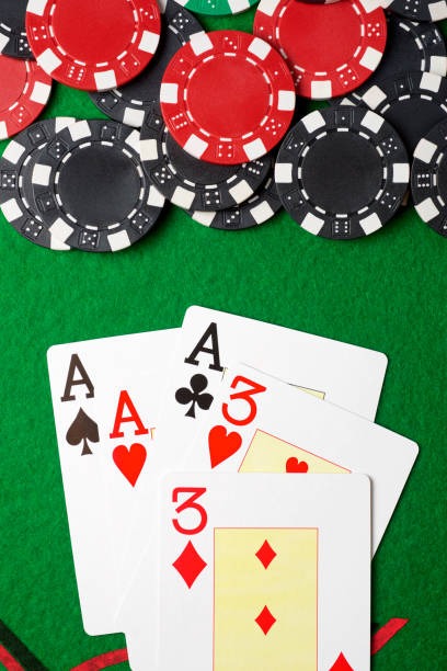 Live roulette table on elexsis togel with spinning wheel and betting interface